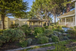 Mendocino Hotel and Garden Suites - Gazebo