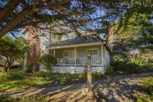 Mendocino Hotel and Garden Suites - Exterior