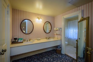 Welcome To The Mendocino Hotel and Garden Suites - Vanity Area